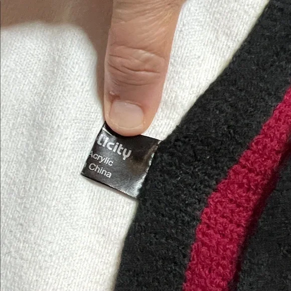 Simplicity Striped Men's Scarf in Red, Black, and Gray - Picture 3 of 6